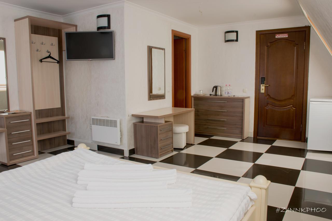 Kedem Hotel Lipiny Exterior photo